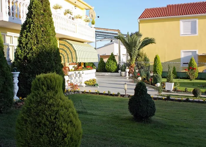 With Parking Space Bibinje, Zadar - 681 Апартаменты *