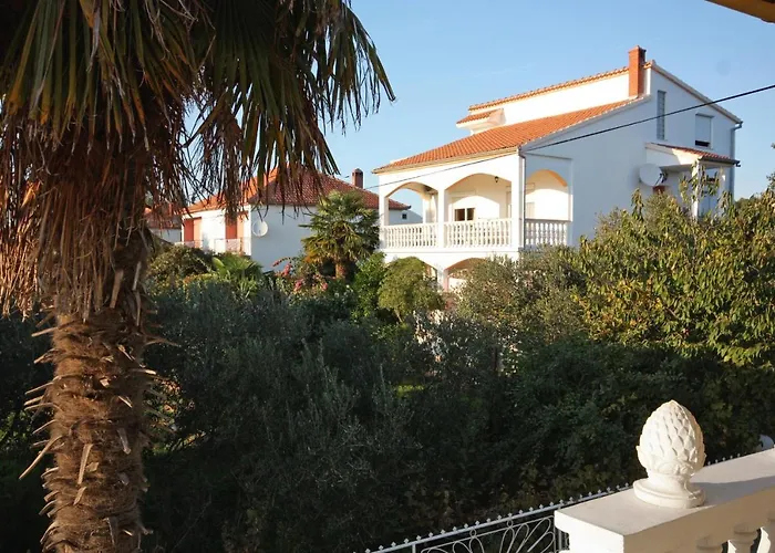 Apartman With Parking Space Bibinje, Zadar - 681 Bibinje